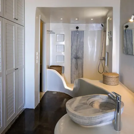 Villa Helvetia Tínos