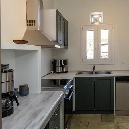 Helvetia Villa Tínos